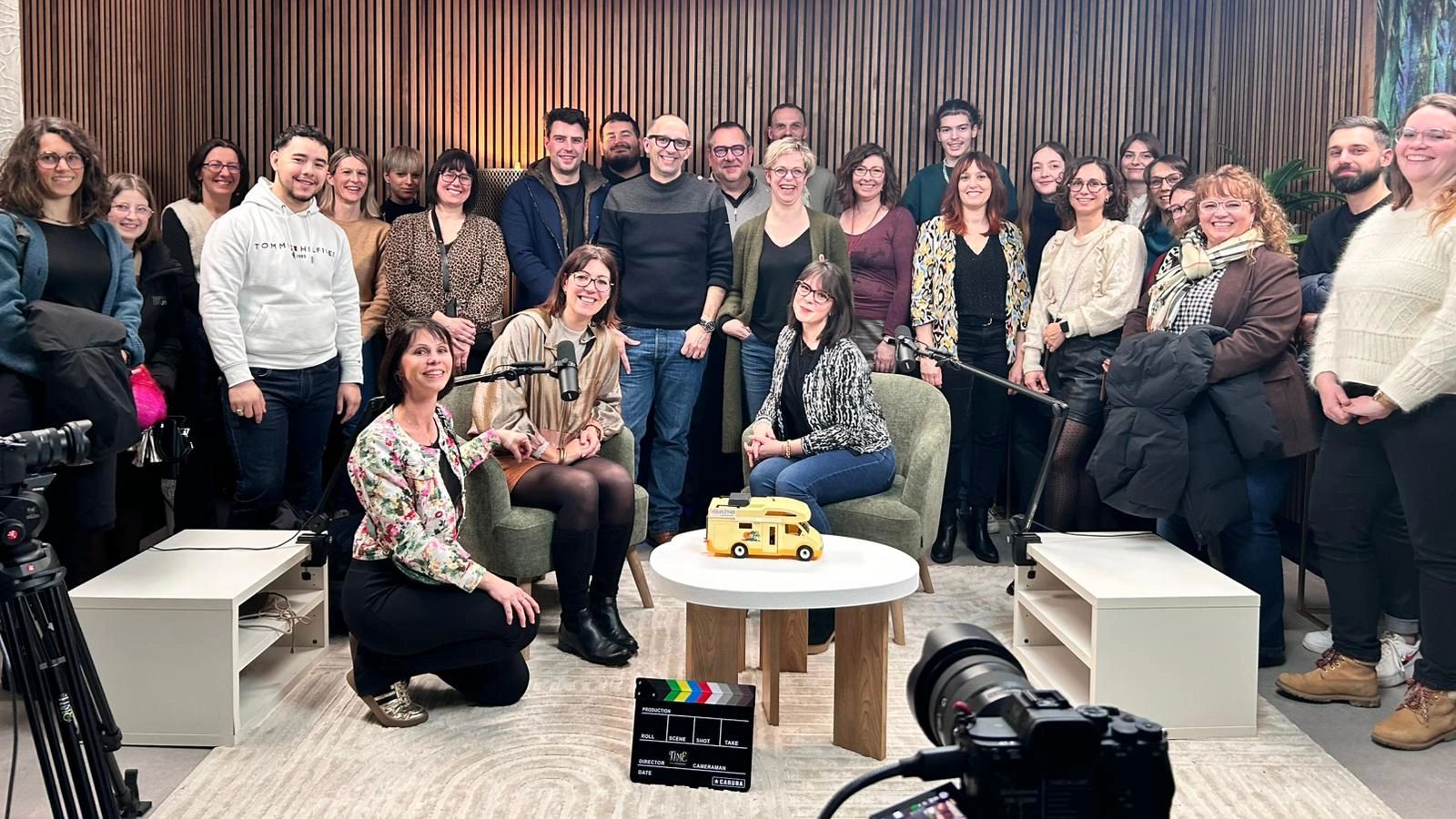 Groupe de communicant en enregistrement de podcast d'entreprise à Belfort.